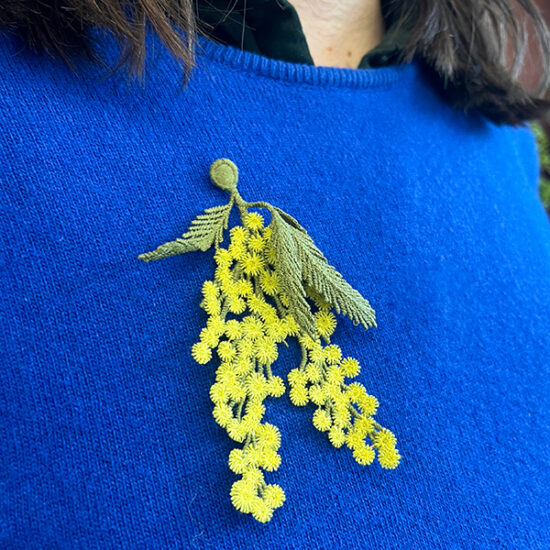 Embroidery-mimosa-Brooch_by-Botanopia_3.jpg